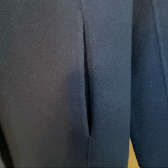 Talbots Royal Blue wool Blazer size 6 pockets - Picture 3 of 5